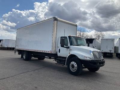 International MV607 Box Truck - 260HP, 7 Speed Automatic, Swing Door