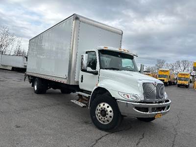 International MV607 Box Truck - 240HP, 7 Speed Automatic, Roll up Door