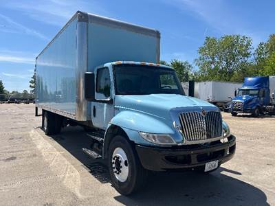 International MV607 Box Truck - 240HP, 6 Speed Automatic, Swing Door