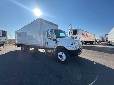 International MV607 Box Truck - 250HP, 6 Speed Automatic, Roll up Door