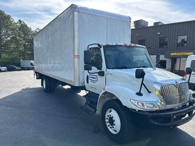 International MV607 Box Truck - 220HP, 6 Speed Automatic, Roll up Door