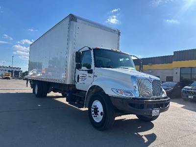 International MV607 Box Truck - 220HP, 6 Speed Automatic, Roll up Door