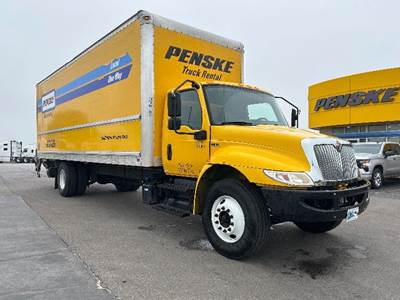 International MV607 26 ft Box Truck - 220HP, 7 Speed Automatic, Roll up Door