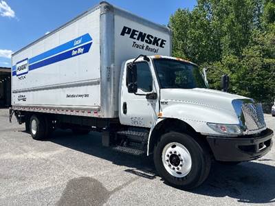 International MV607 Box Truck - 220HP, 6 Speed Automatic, Roll up Door
