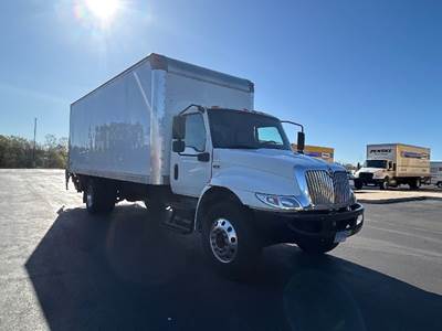 International MV607 Box Truck - 220HP, 6 Speed Automatic, Roll up Door
