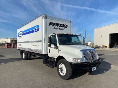 International MV607 Box Truck - 220HP, 6 Speed Automatic, Roll up Door