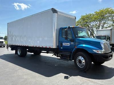 International MV607 Box Truck - 220HP, 6 Speed Automatic, Roll up Door