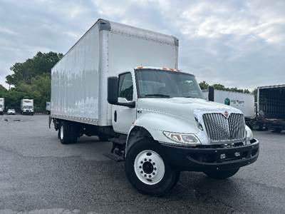 International MV607 Box Truck - 220HP, 6 Speed Automatic, Roll up Door