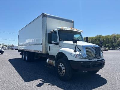 International MV607 Box Truck - 300HP, 6 Speed Automatic, Roll up Door