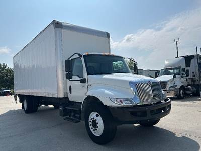International MV607 Box Truck - 220HP, 6 Speed Automatic, Roll up Door
