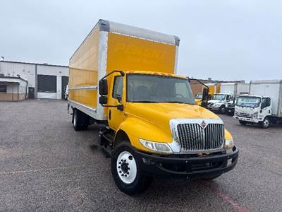 International MV607 26 ft Box Truck - 220HP, 7 Speed Automatic, Roll up Door