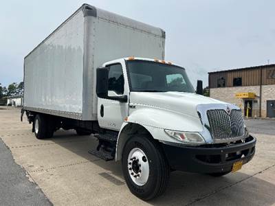 International MV607 Box Truck - 220HP, 6 Speed Automatic, Roll up Door