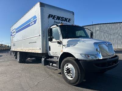 International MV607 Box Truck - 220HP, 6 Speed Automatic, Roll up Door