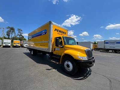 International MV607 Box Truck - 220HP, 6 Speed Automatic, Roll up Door