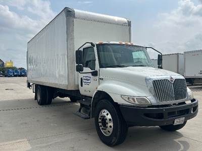 International MV607 24 ft Box Truck - 220HP, 6 Speed Automatic, Roll up Door