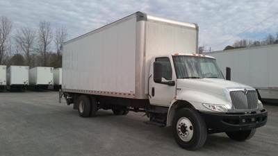 International MV607 Box Truck - 220HP, 6 Speed Automatic, Roll up Door