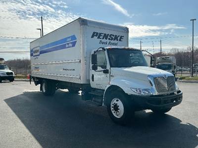 International MV607 Box Truck - 220HP, 6 Speed Automatic, Roll up Door, Liftgate
