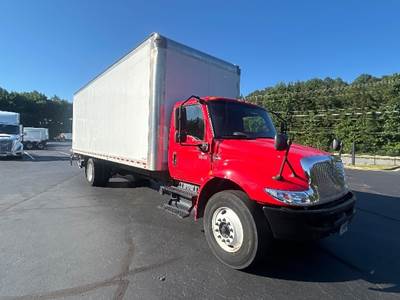 International MV607 Box Truck - 220HP, 6 Speed Automatic, Roll up Door