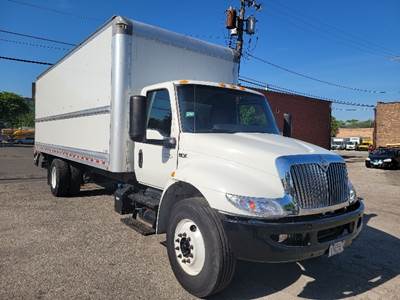 International MV607 Box Truck - 220HP, 6 Speed Automatic, Roll up Door