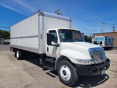 International MV607 Box Truck - 220HP, 6 Speed Automatic, Roll up Door