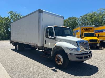 International MV607 Box Truck - 220HP, 6 Speed Automatic, Roll up Door