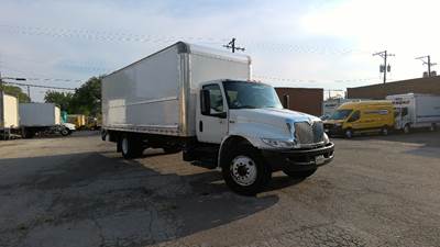 International MV607 Box Truck - 220HP, 6 Speed Automatic, Roll up Door