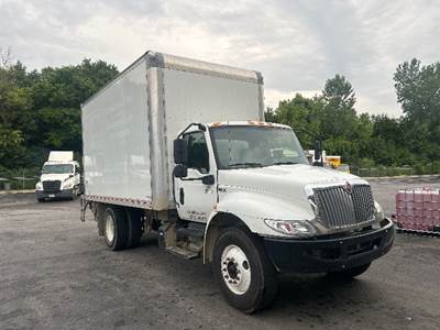 International MV607 Box Truck - 220HP, 6 Speed Automatic, Roll up Door