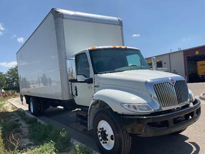 International MV607 Box Truck - 220HP, 6 Speed Automatic, Roll up Door