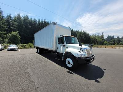 International MV607 Box Truck - 220HP, 6 Speed Automatic, Roll up Door