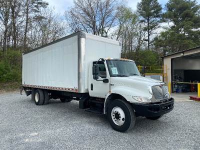International MV607 Box Truck - 220HP, 7 Speed Automatic, Roll up Door