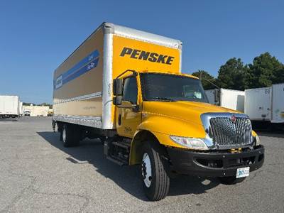 International MV607 Box Truck - 220HP, 7 Speed Automatic, Roll up Door