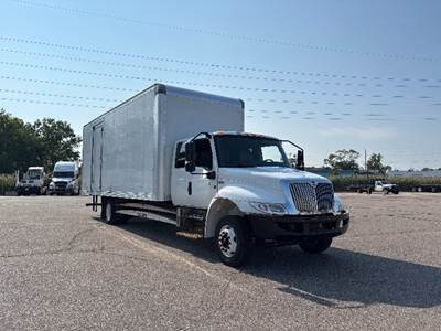 International MV607 Box Truck - 220HP, 6 Speed Automatic, Swing Door