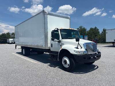 International MV607 Box Truck - 220HP, 6 Speed Automatic, Roll up Door