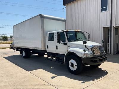 International MV607 Box Truck - 220HP, 6 Speed Automatic, Roll up Door
