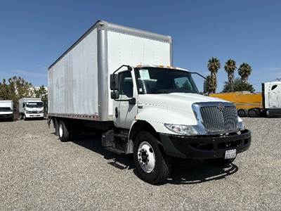 International MV607 Box Truck - 220HP, 6 Speed Automatic, Roll up Door