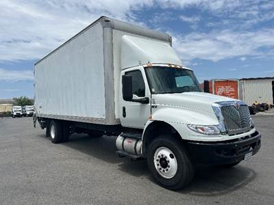 International MV607 Box Truck - 220HP, 6 Speed Automatic, Swing Door