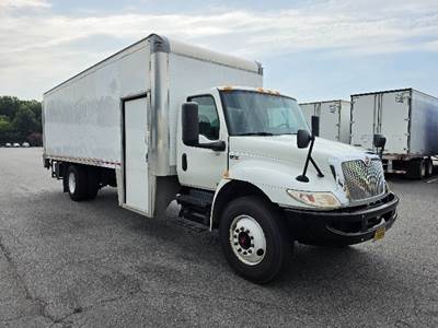 International MV607 Box Truck - 220HP, 7 Speed Automatic, Roll up Door