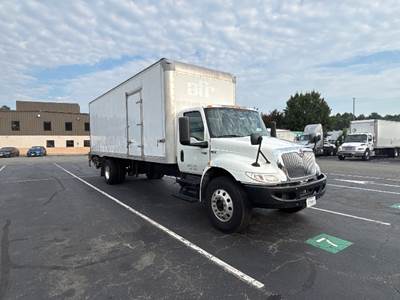 International MV607 Box Truck - 220HP, 6 Speed Automatic, Roll up Door
