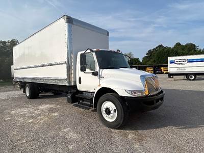 International MV607 Box Truck - 220HP, 6 Speed Automatic, Roll up Door