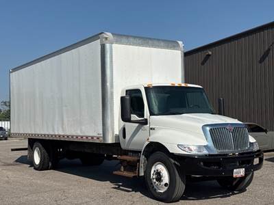 International MV607 Box Truck - 240HP, 6 Speed Automatic, Roll up Door