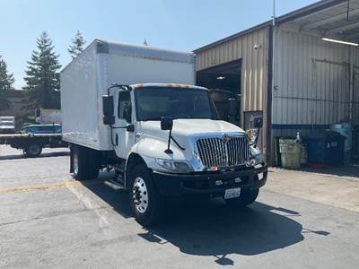 International MV607 Box Truck - 220HP, 6 Speed Automatic, Roll up Door