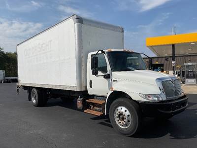 International MV607 Box Truck - 220HP, 6 Speed Automatic, Roll up Door