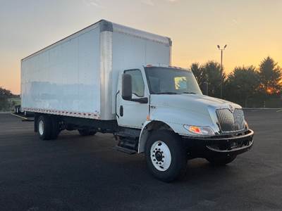 International MV607 Box Truck - 220HP, 6 Speed Automatic, Roll up Door