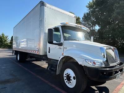 International MV607 Box Truck - 220HP, 6 Speed Automatic, Roll up Door