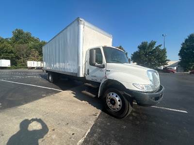 International MV607 Box Truck - 220HP, 6 Speed Automatic, Roll up Door