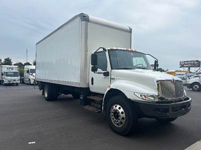 International MV607 Box Truck - 220HP, 6 Speed Automatic, Roll up Door