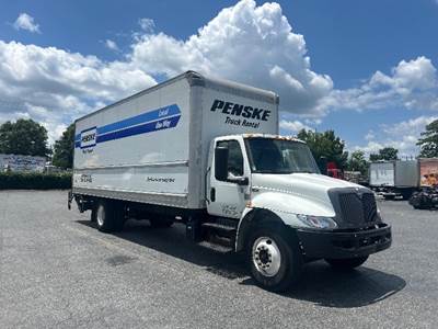 International MV607 Box Truck - 220HP, 6 Speed Automatic, Roll up Door