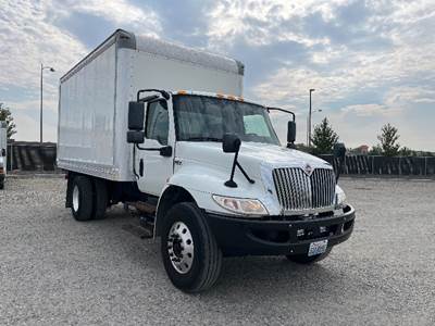 International MV607 Box Truck - 220HP, 6 Speed Automatic, Roll up Door