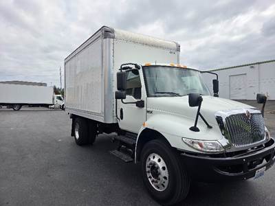 International MV607 Box Truck - 220HP, 6 Speed Automatic, Roll up Door