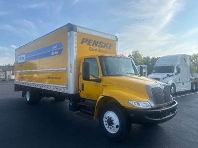 International MV607 Box Truck - 220HP, 6 Speed Automatic, Roll up Door